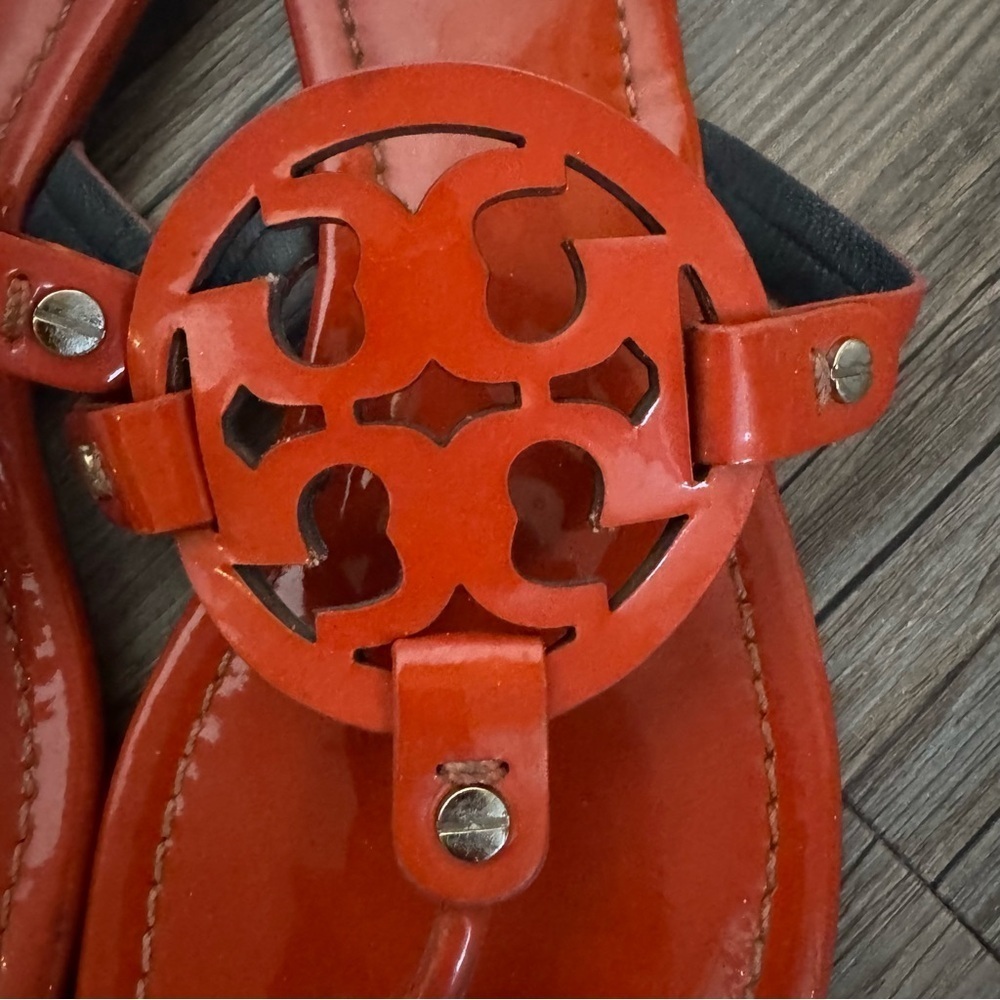 Tory Burch Patent Orange Miller Sandals Size 9.5 - Picture 2 of 6